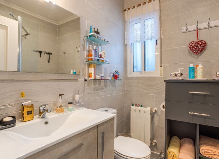 3 sypialnia Finka/Dom wiejski na sprzedaż w Miasto Murcja z basenem garażem - 395 000 € (Ref: 9911821)