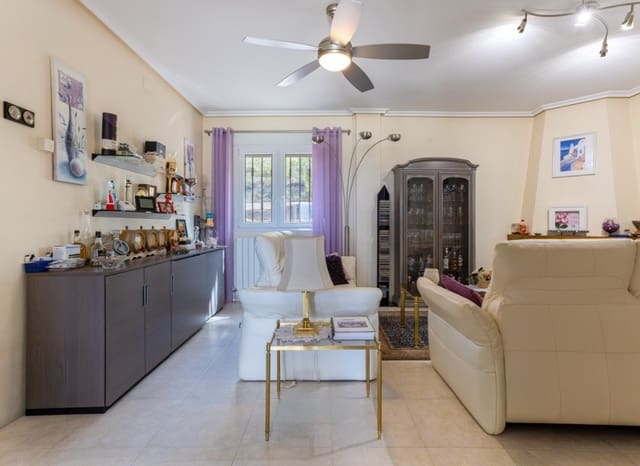 Finca/Casa Rural de 4 habitaciones en La Zarza, Jumilla en venta con piscina - 385.000 € (Ref: 9911931)