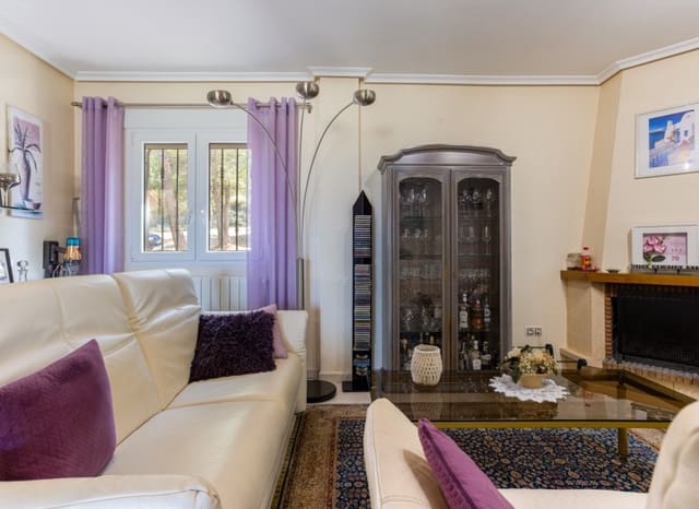 Finca/Casa Rural de 4 habitaciones en La Zarza, Jumilla en venta con piscina - 385.000 € (Ref: 9911931)