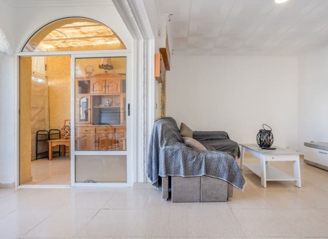 3 sypialnia Willa na sprzedaż w El Chaparral, Torrevieja z basenem - 330 000 € (Ref: 9911933)