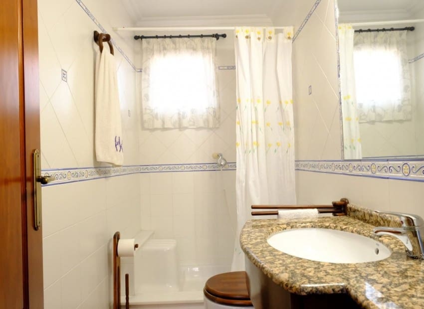 4 Zimmer Finca/Landgut zu verkaufen in Orihuela mit Pool - 675.000 € (Ref: 9911936)