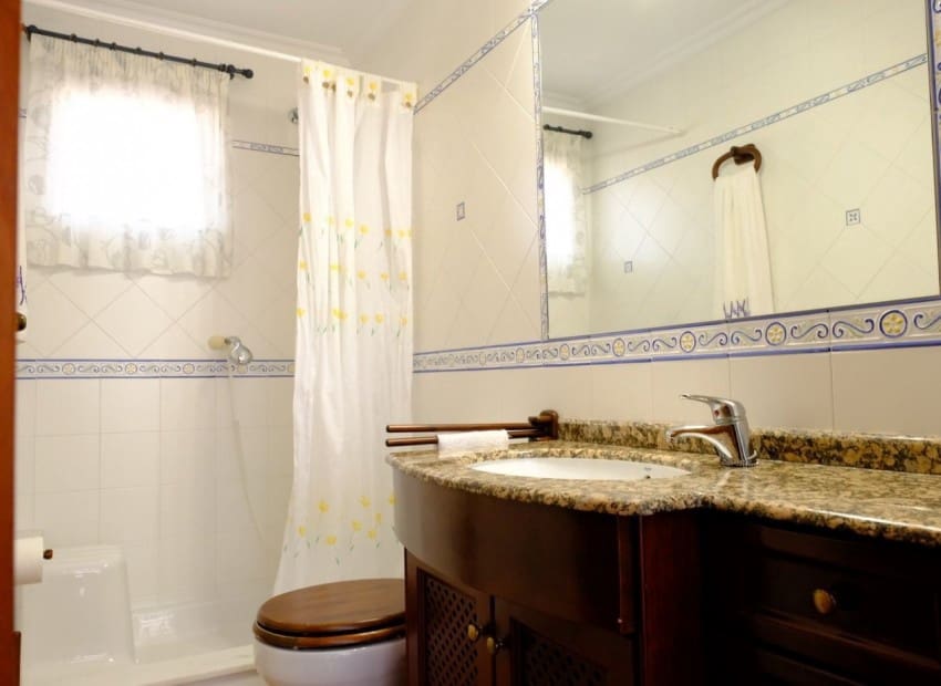 4 Zimmer Finca/Landgut zu verkaufen in Orihuela mit Pool - 675.000 € (Ref: 9911936)