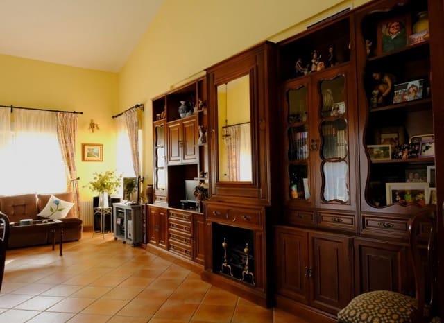 4 Zimmer Finca/Landgut zu verkaufen in Desamparados - Hurchillo - Torremendo, Orihuela mit Pool - 675.000 € (Ref: 9911936)