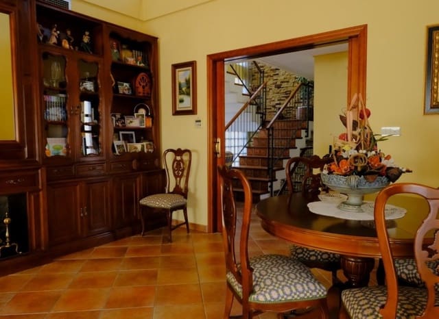4 Zimmer Finca/Landgut zu verkaufen in Desamparados - Hurchillo - Torremendo, Orihuela mit Pool - 675.000 € (Ref: 9911936)
