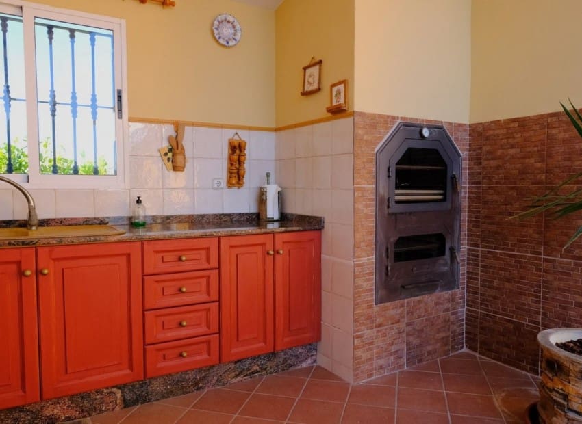4 Zimmer Finca/Landgut zu verkaufen in Orihuela mit Pool - 675.000 € (Ref: 9911936)