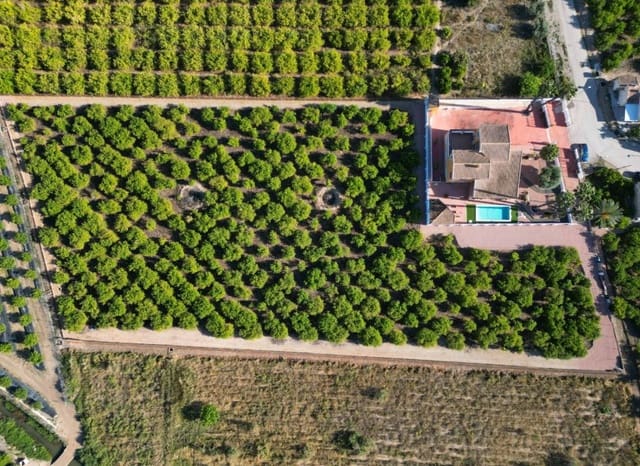 4 soverom Finca/Herregård til salgs i Desamparados - Hurchillo - Torremendo, Orihuela med svømmebasseng garasje - € 675 000 (Ref: 9911936)