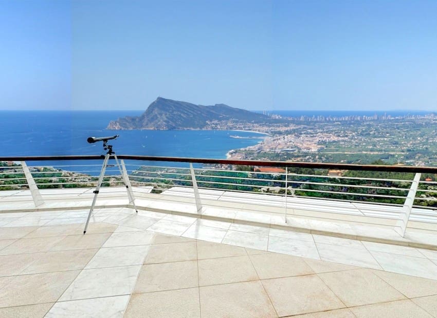 3 bedroom Apartment for sale in Altea with pool garage - € 1,290,000 (Ref: 9932339)