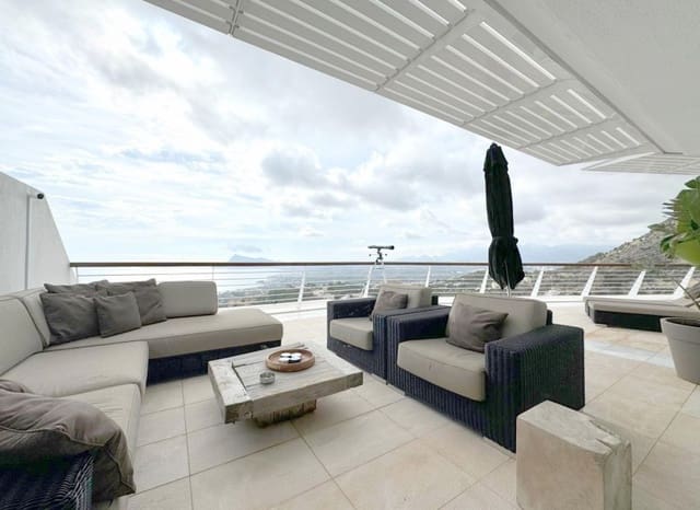 Apartamento de 3 habitaciones en Altea en venta con piscina garaje - 1.290.000 € (Ref: 9932339)