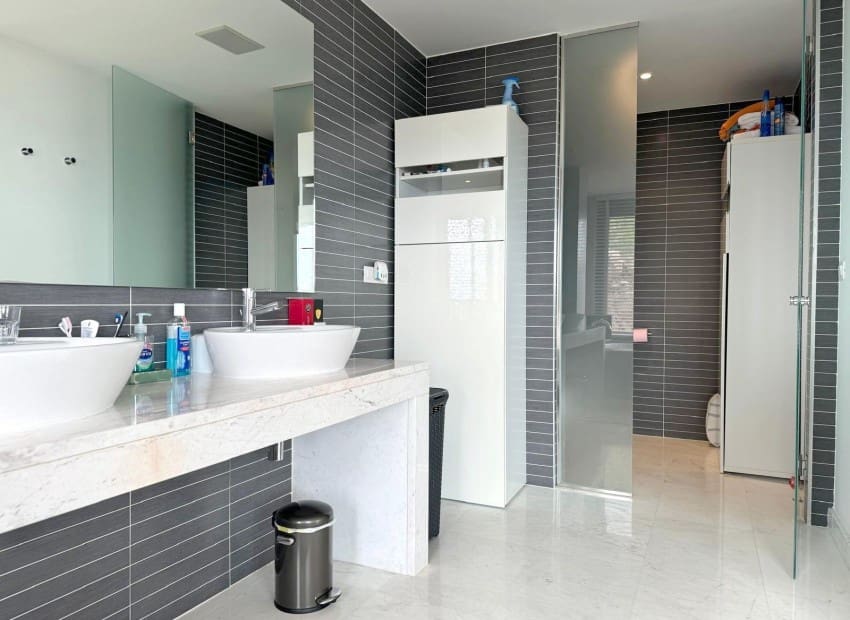 3 bedroom Apartment for sale in Altea with pool garage - € 1,290,000 (Ref: 9932339)
