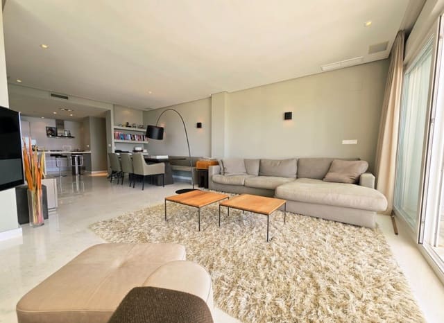 Apartamento de 3 habitaciones en Altea en venta con piscina garaje - 1.290.000 € (Ref: 9932339)