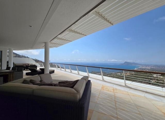 Apartamento de 3 habitaciones en Altea en venta con piscina garaje - 1.290.000 € (Ref: 9932339)