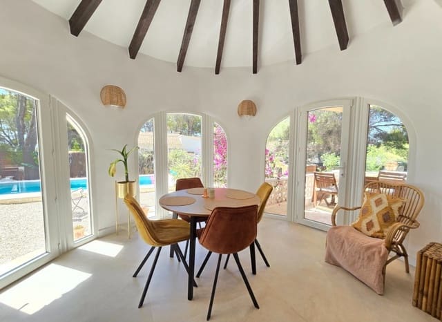 2 bedroom Villa for holiday rental in Altea la Vella, Altea with pool garage - € 1,375 (Ref: 9935178)