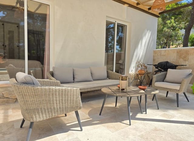 2 bedroom Villa for holiday rental in Altea la Vella, Altea with pool garage - € 1,375 (Ref: 9935178)