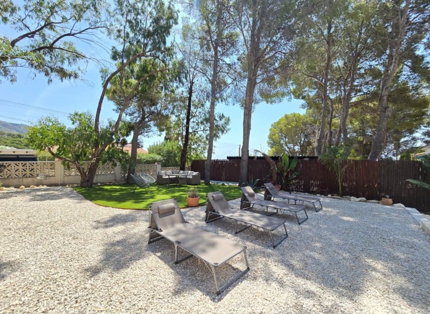 2 bedroom Villa for holiday rental in Altea la Vella with pool garage - € 1,375 (Ref: 9935178)