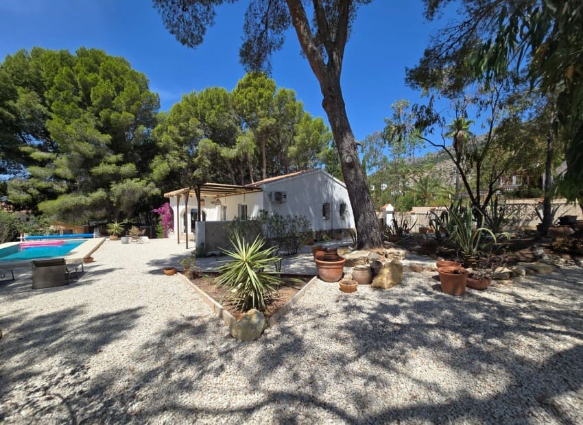 2 bedroom Villa for holiday rental in Altea la Vella with pool garage - € 1,375 (Ref: 9935178)