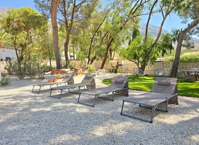 2 bedroom Villa for holiday rental in Altea la Vella, Altea with pool garage - € 1,375 (Ref: 9935178)