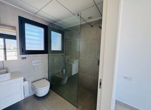 3 bedroom Villa for sale in Lo Pagan, San Pedro del Pinatar with pool - € 550,000 (Ref: 9950484)
