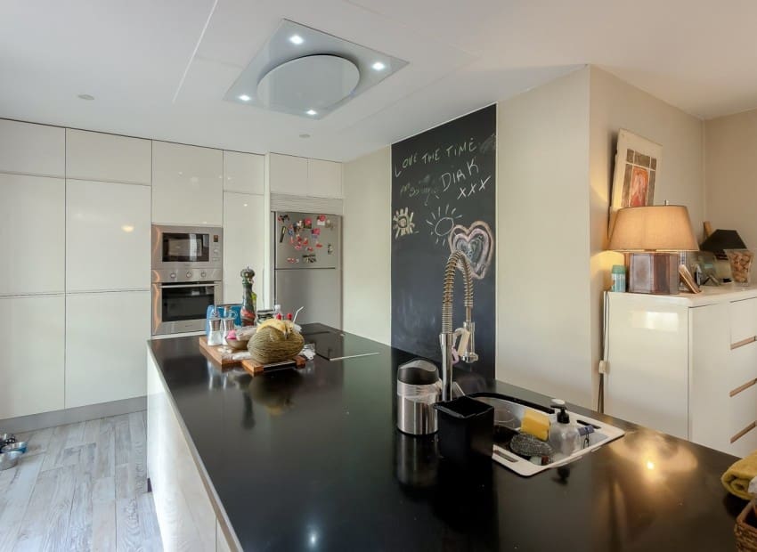 2 soverom Villa til salgs i Torrevieja med svømmebasseng - € 465 000 (Ref: 9950605)