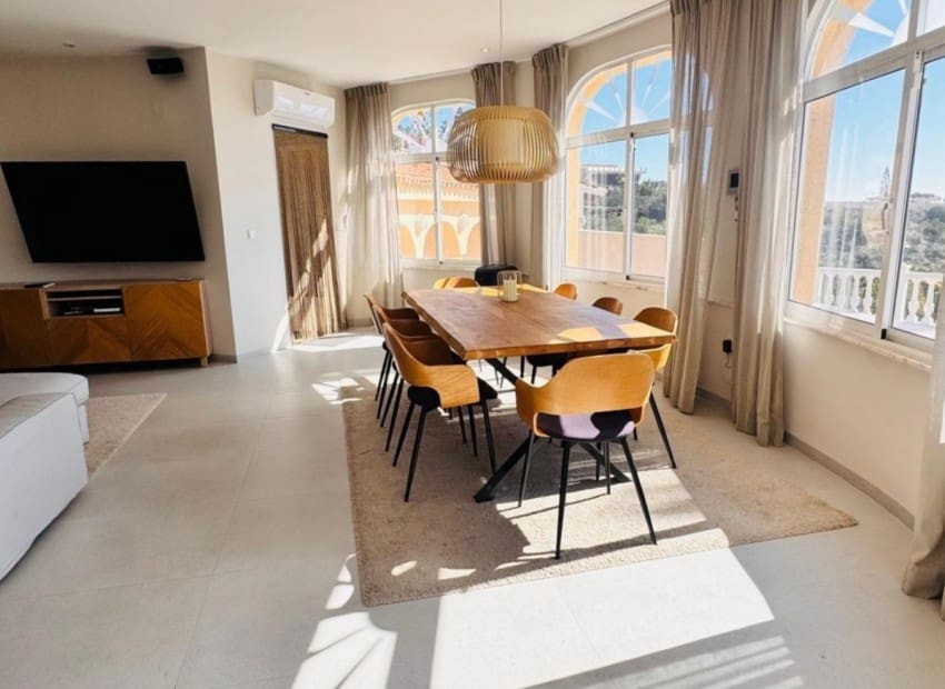 4 sypialnia Willa na sprzedaż w El Campello z basenem garażem - 1 195 000 € (Ref: 9950606)