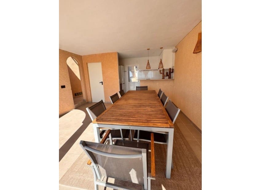 4 sypialnia Willa na sprzedaż w El Campello z basenem garażem - 1 195 000 € (Ref: 9950606)