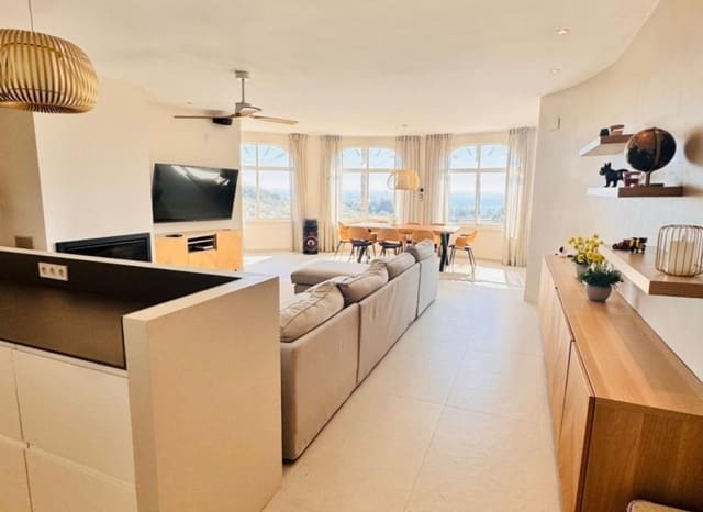 4 sypialnia Willa na sprzedaż w El Campello z basenem garażem - 1 195 000 € (Ref: 9950606)