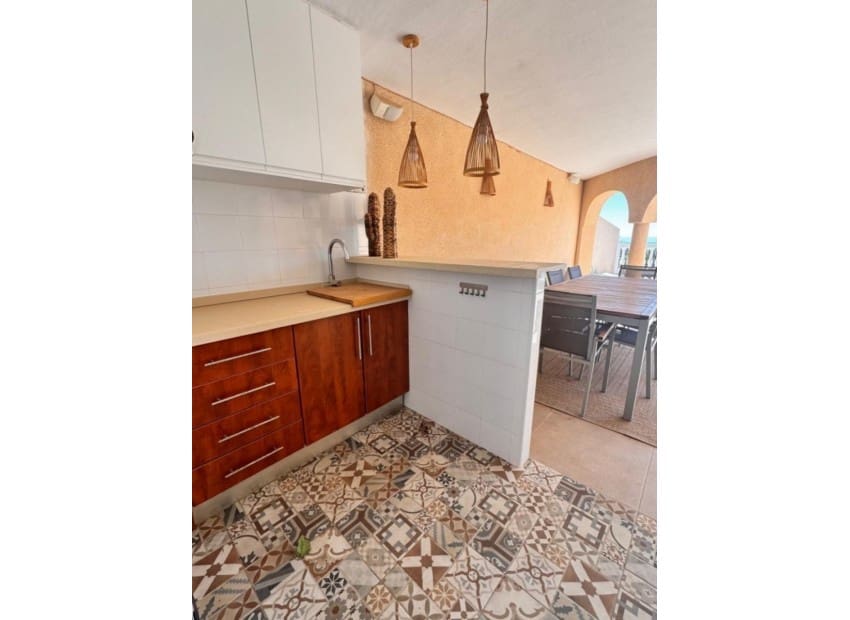 4 sypialnia Willa na sprzedaż w El Campello z basenem garażem - 1 195 000 € (Ref: 9950606)