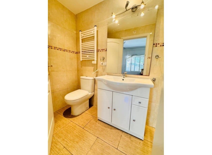 4 sypialnia Willa na sprzedaż w El Campello z basenem garażem - 1 195 000 € (Ref: 9950606)
