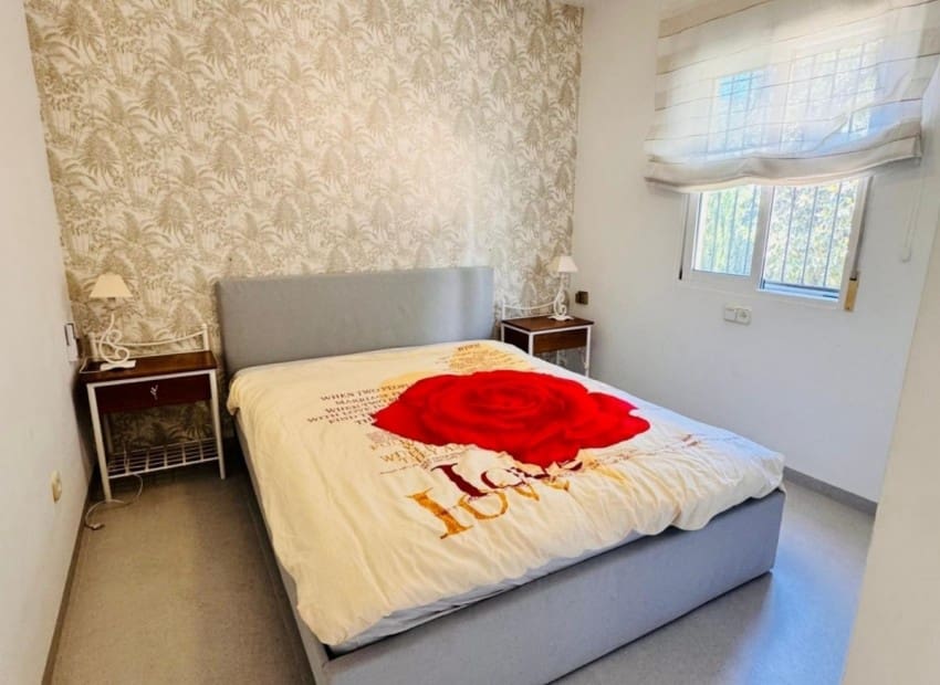 4 sypialnia Willa na sprzedaż w El Campello z basenem garażem - 1 195 000 € (Ref: 9950606)