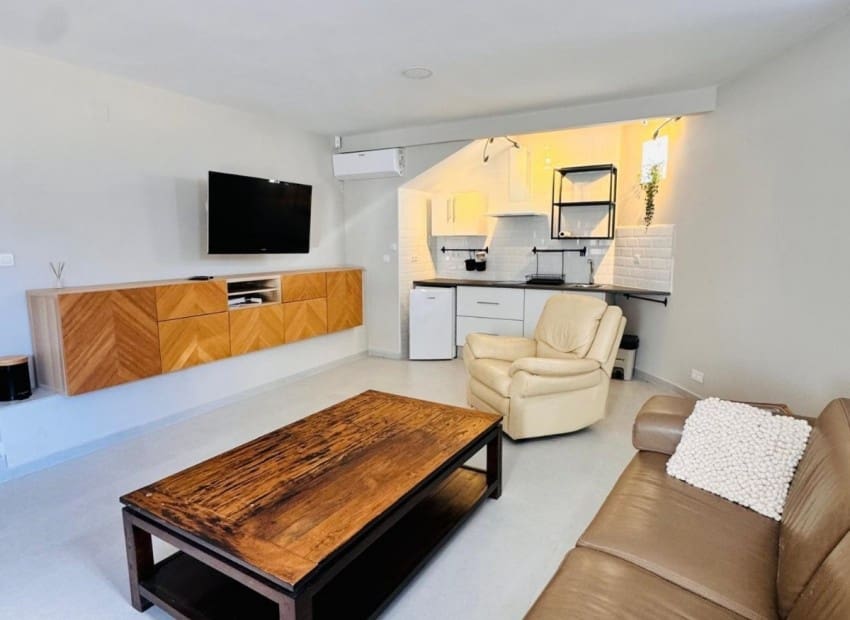 4 sypialnia Willa na sprzedaż w El Campello z basenem garażem - 1 195 000 € (Ref: 9950606)