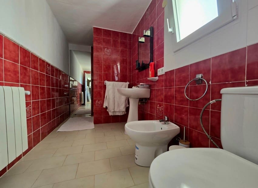 5 sypialnia Willa na sprzedaż w Altea z basenem garażem - 1 050 000 € (Ref: 9950607)