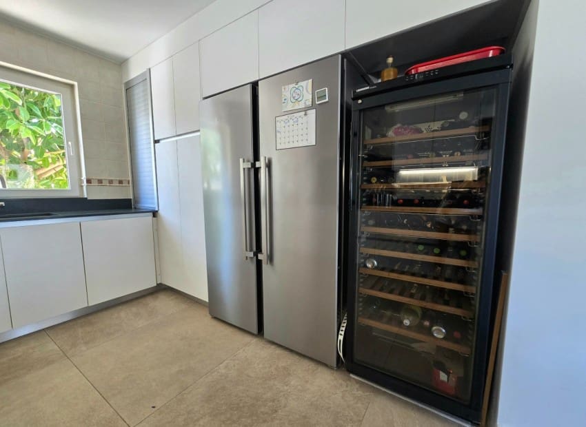 5 sypialnia Willa na sprzedaż w Altea z basenem garażem - 1 050 000 € (Ref: 9950607)