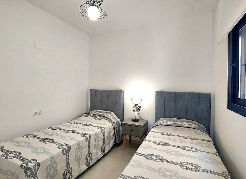2 makuuhuone Huoneisto myytävänä paikassa Villamartin mukana uima-altaan - 287 000 € (Ref: 9950608)