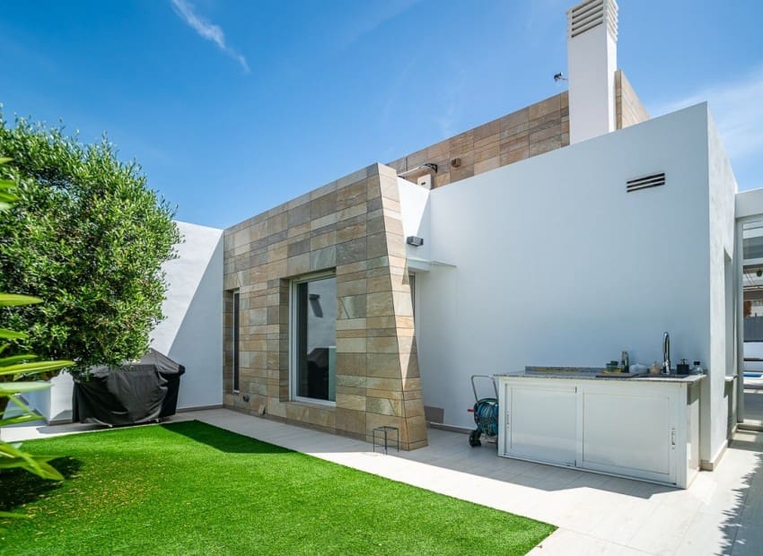 3 soverom Villa til salgs i Algorfa med svømmebasseng - € 585 000 (Ref: 9953349)