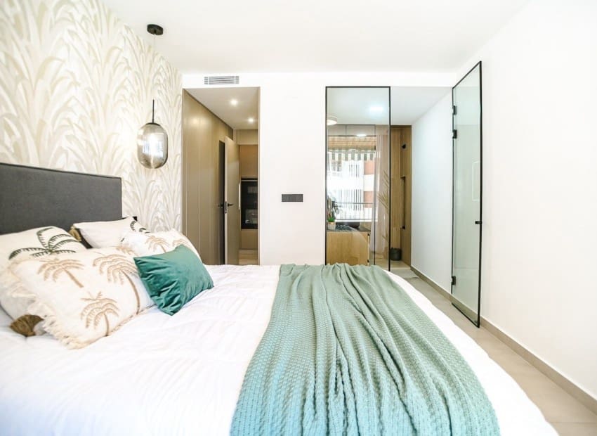3 soveværelse Lejlighed til salg i Torrevieja med swimmingpool - € 419.000 (Ref: 9953350)