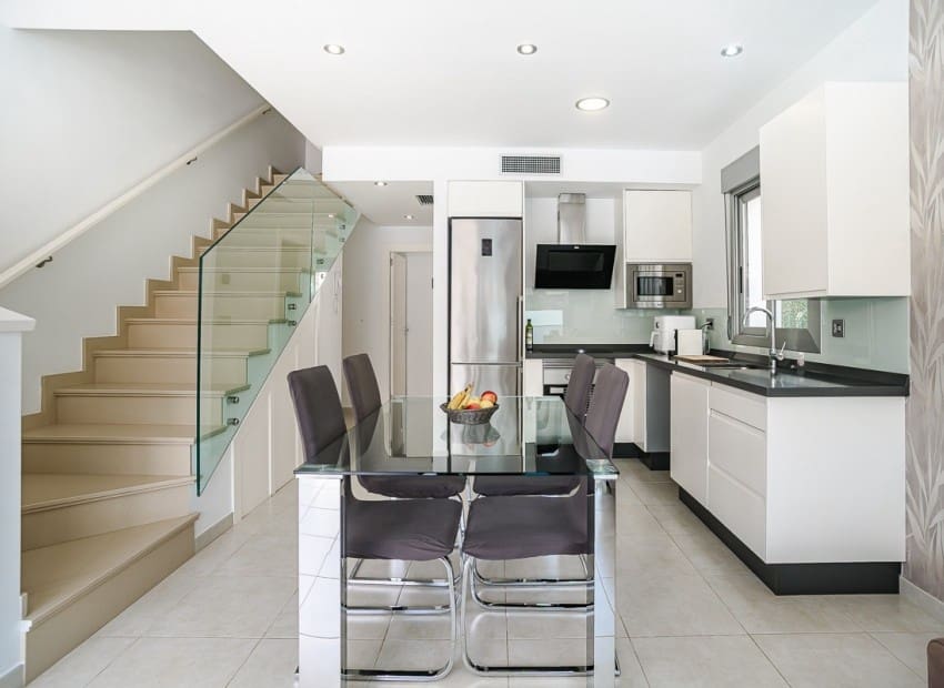 3 slaapkamer Villa te koop in Lo Pagan met zwembad - € 357.000 (Ref: 9953419)