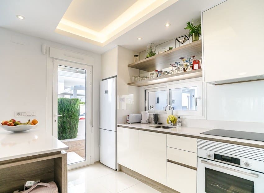 2 soveværelse Villa til salg i Ciudad Quesada med swimmingpool garage - € 390.000 (Ref: 9953420)