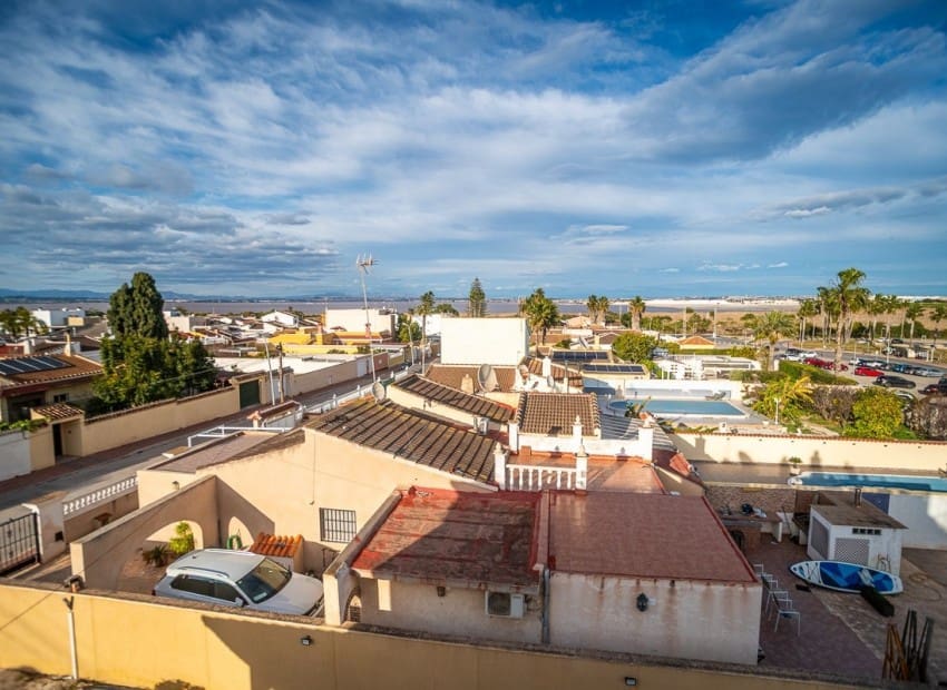 6 chambre Villa/Maison à vendre à Torrevieja avec piscine garage - 610 000 € (Ref: 9954572)