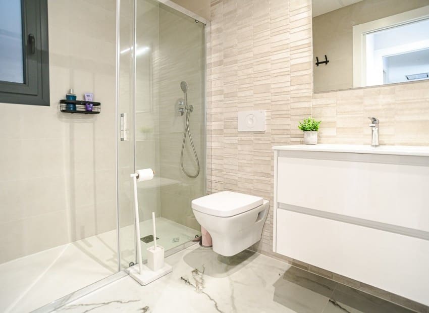 2 soveværelse Penthouse til salg i Orihuela Costa med swimmingpool garage - € 329.500 (Ref: 9954573)