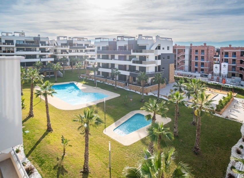 2 soveværelse Penthouse til salg i Orihuela Costa med swimmingpool garage - € 329.500 (Ref: 9954573)