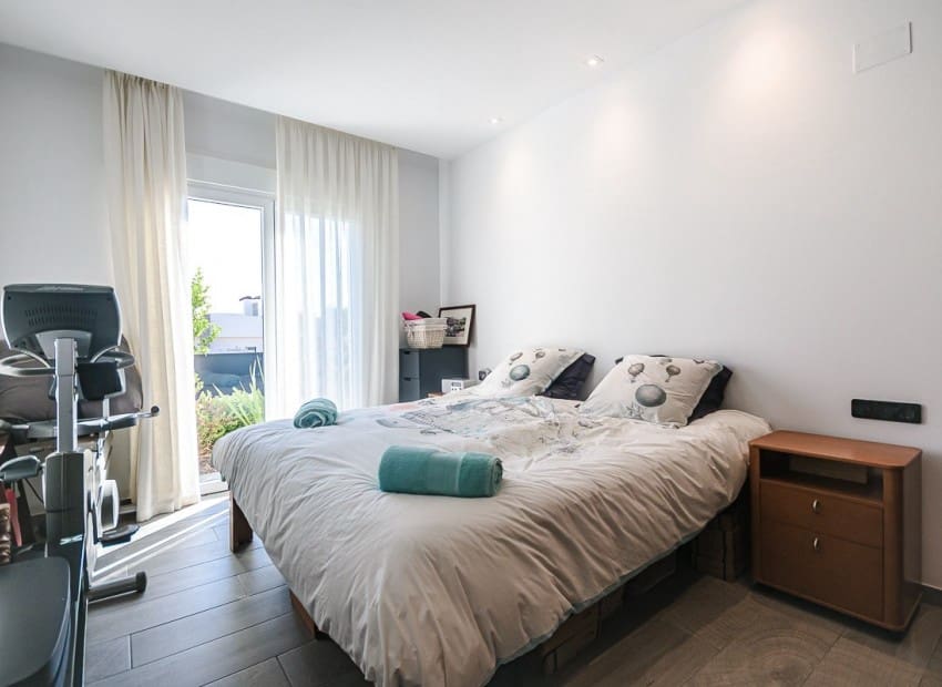 2 quarto Moradia para venda em Algorfa com piscina garagem - 610 000 € (Ref: 9954591)