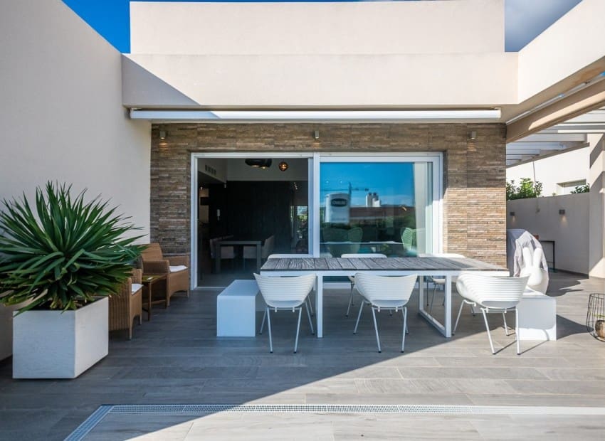 2 quarto Moradia para venda em Algorfa com piscina garagem - 610 000 € (Ref: 9954591)