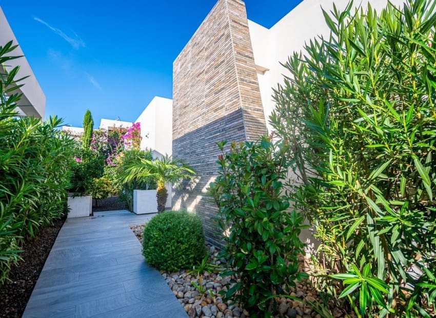 2 quarto Moradia para venda em Algorfa com piscina garagem - 610 000 € (Ref: 9954591)