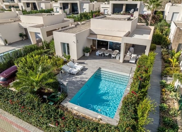 2 soverom Villa til salgs i Algorfa med svømmebasseng garasje - € 610 000 (Ref: 9954591)
