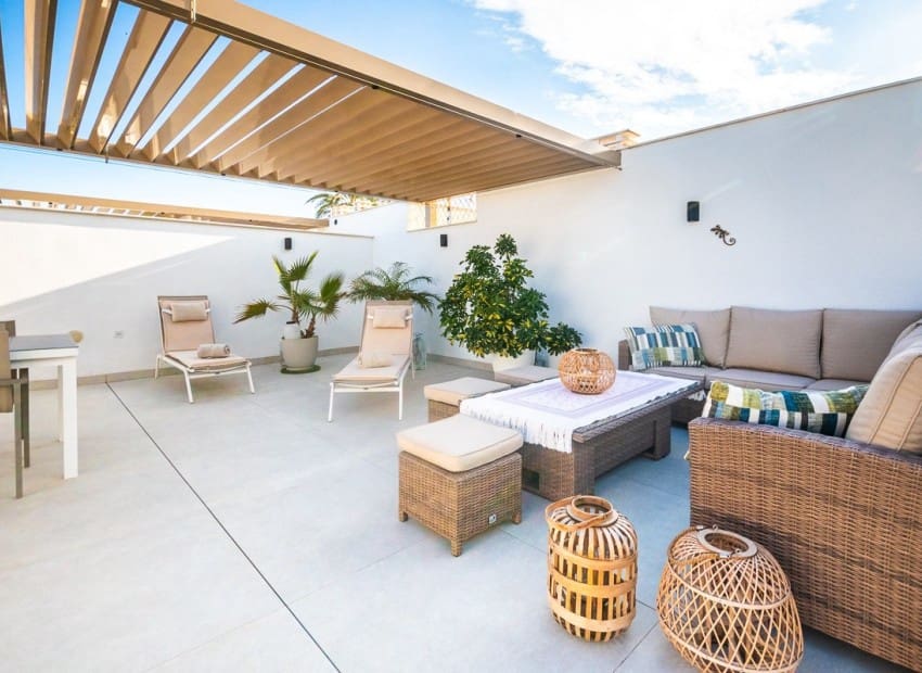 3 slaapkamer Penthouse te koop in San Pedro del Pinatar met zwembad garage - € 339.000 (Ref: 9954592)