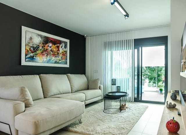 2 soverom Leilighet til salgs i Pilar de la Horadada ciudad, Pilar de la Horadada med svømmebasseng garasje - € 299 950 (Ref: 9956317)