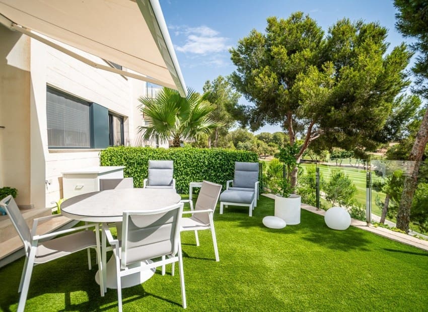 2 bedroom Apartment for sale in Pilar de la Horadada with pool garage - € 299,950 (Ref: 9956317)