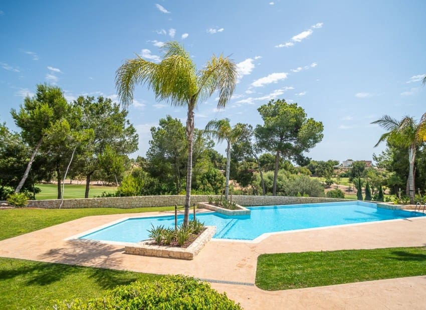 2 bedroom Apartment for sale in Pilar de la Horadada with pool garage - € 299,950 (Ref: 9956317)