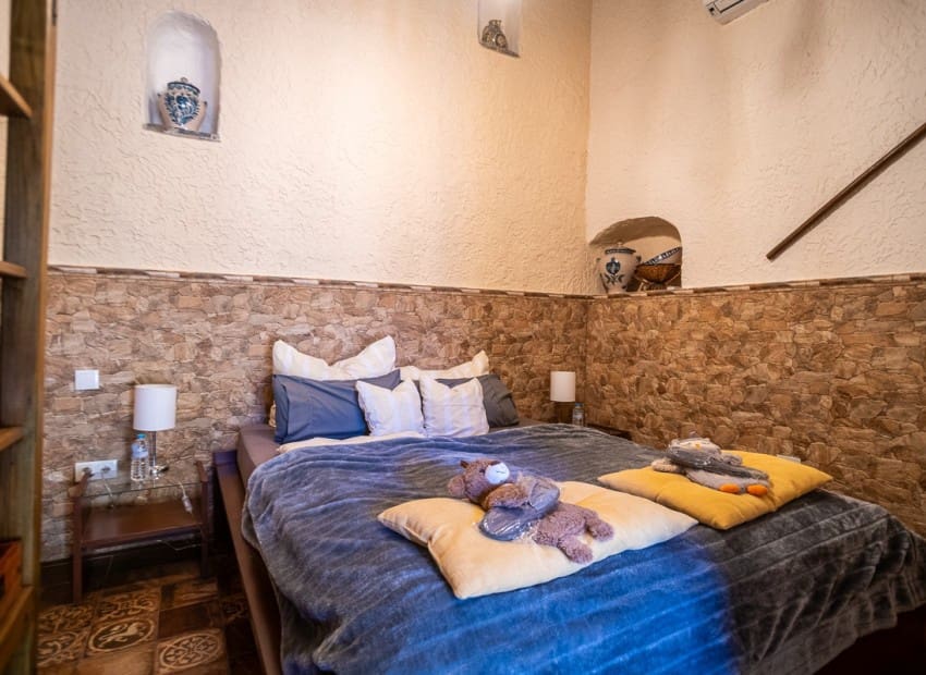 6 slaapkamer Commercieel te koop in Hondon de las Nieves met zwembad garage - € 850.000 (Ref: 9956318)