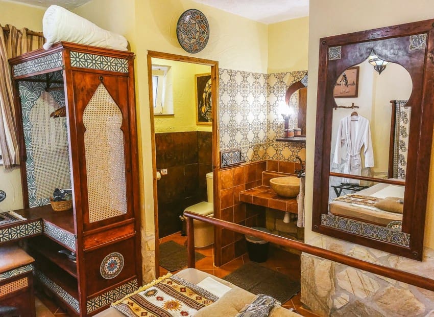 6 slaapkamer Commercieel te koop in Hondon de las Nieves met zwembad garage - € 850.000 (Ref: 9956318)