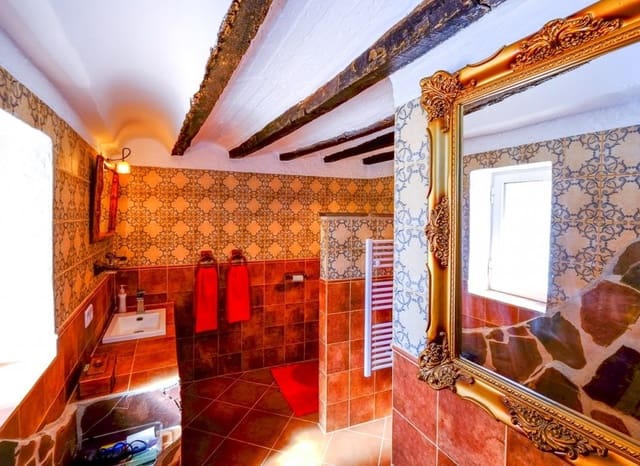 6 slaapkamer Commercieel te koop in Hondón de las Nieves met zwembad garage - € 850.000 (Ref: 9956318)